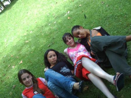                                  *Les filles,moi,la pose*